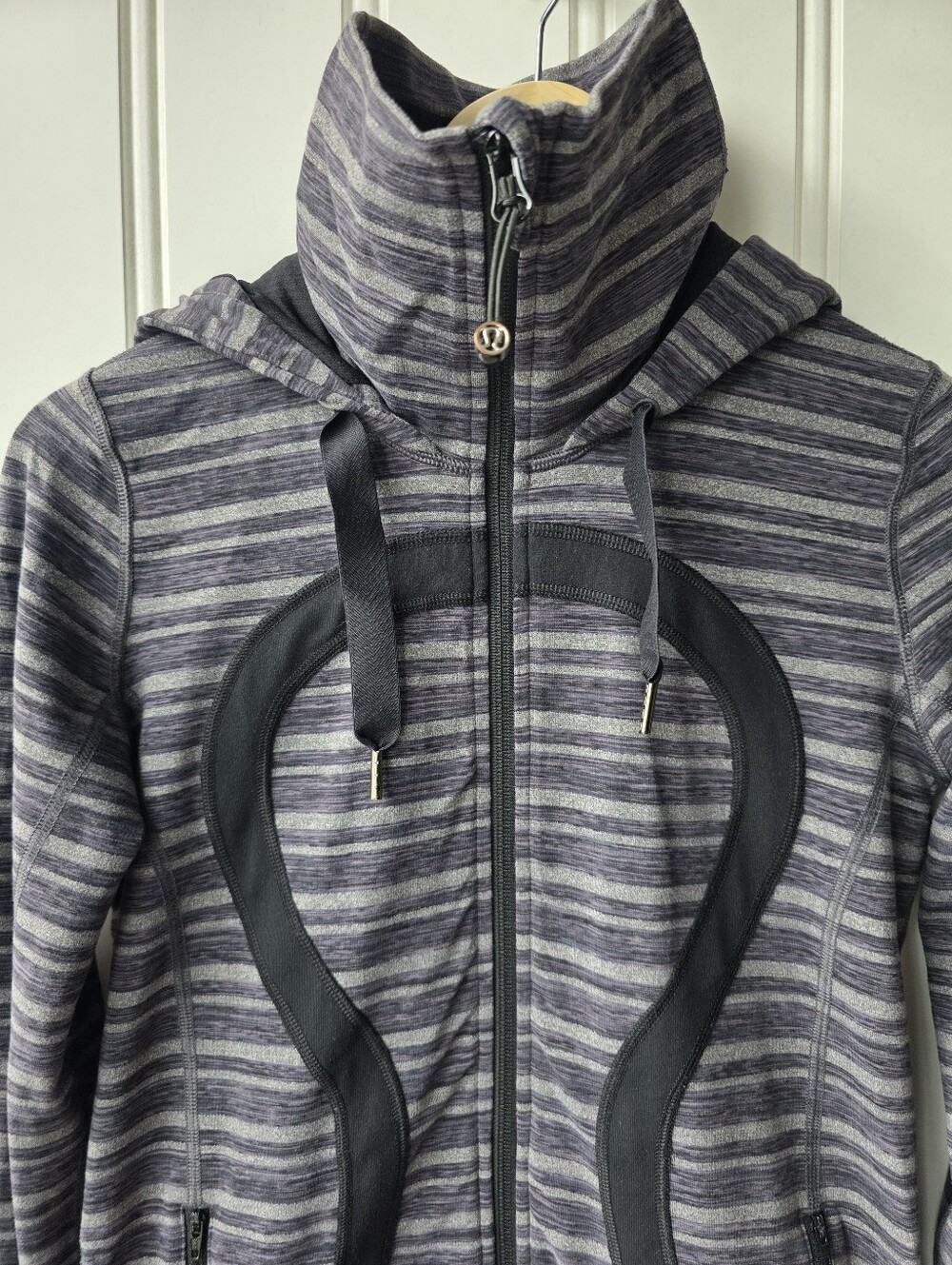 Lululemon Stride Jacket Black Stripes Galore Black Purple Size 6 - Picture 2 of 8